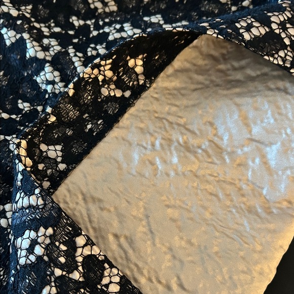 Talbots Chic Black Lace Women's Pencil Skirt - Picture 7 of 7